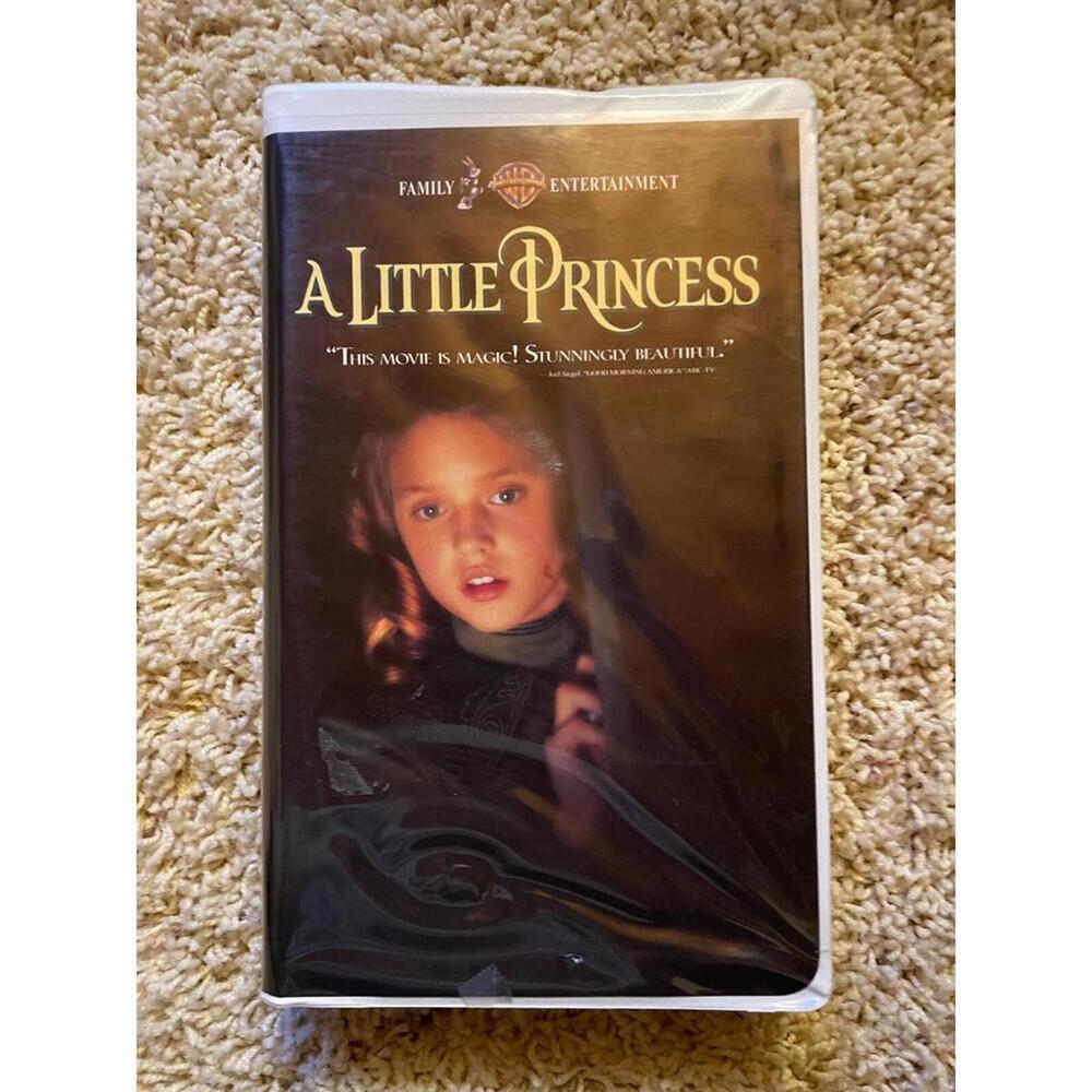 Warner Bros. Family Entertainment "A Little Princess" 1995 VHS Clamshell